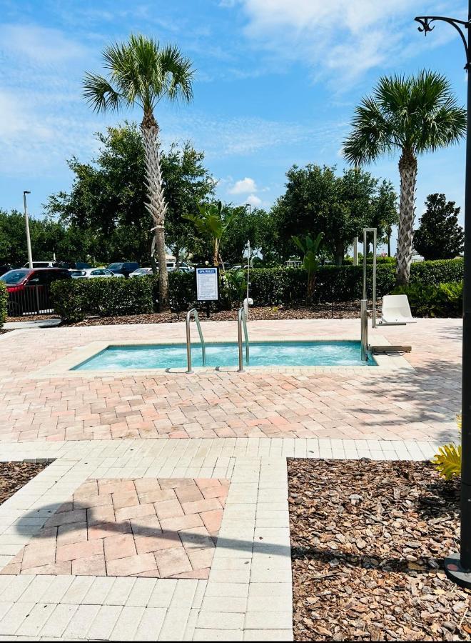 Luxury Champions Gate Condo, Resort-style Retreat Holiday home *