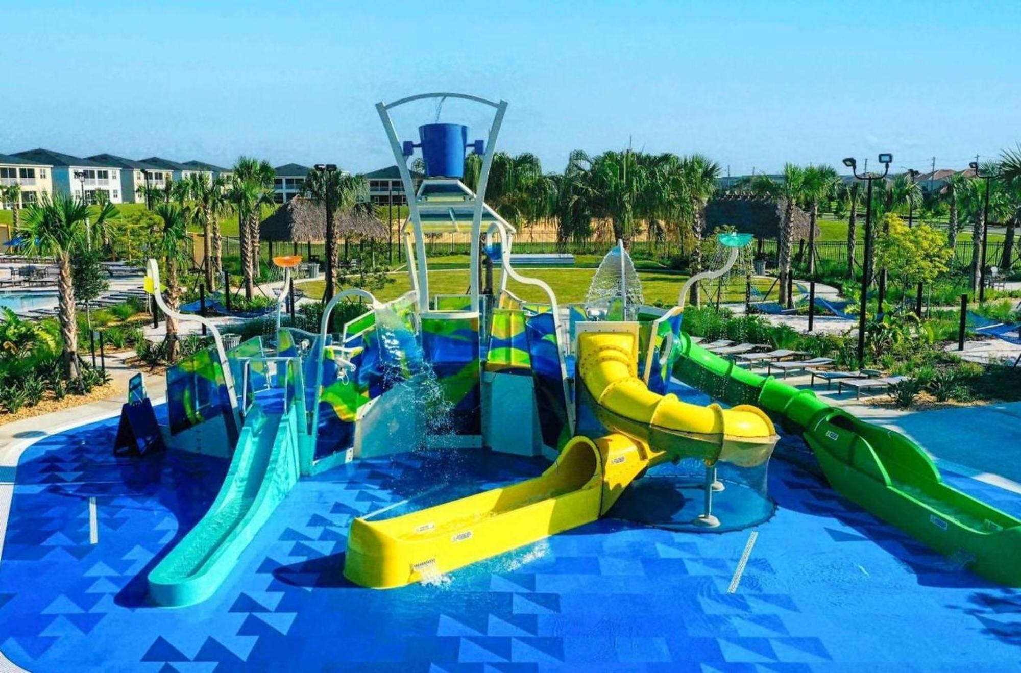 Luxury Champions Gate Condo, Resort-style Retreat Holiday home *